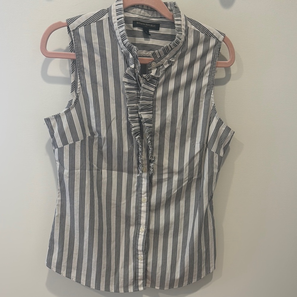 Banana Republic Business Button Up